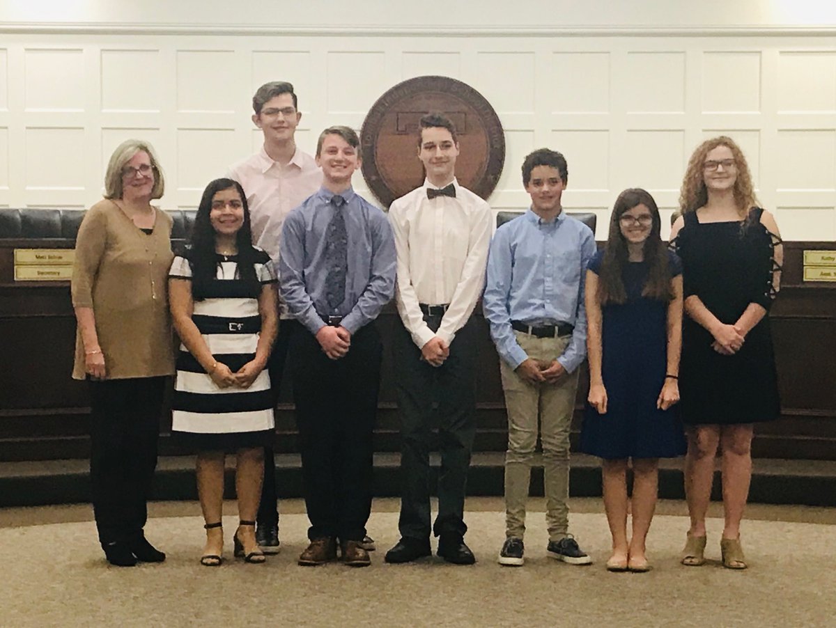 TISD_MTSS's tweet photo. Congratulations to the Top Ten Texas German State Contest winners &amp; their awesome teacher Ms. Brenda Bauske! #DestinationExcellence #LOTE ⁦@THS_MrEvans⁩ ⁦@THS_Ms_Streat⁩ https://t.co/eJWazwvaPj