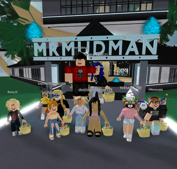 Missmudmaam On Twitter Wow We Had A Great Time Playing The Royale High Egg Hunts In Our Stores It Was Awesome To Meet So Many Friendly And Helpful People - roblox egg hunt mrmudman