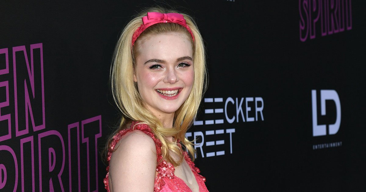 Happy 21st birthday Elle Fanning!  