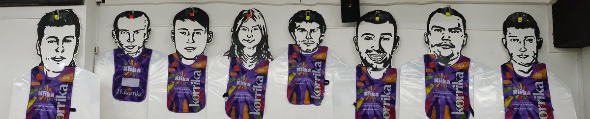Altsasu gurasoak (@altsasugurasoak) on Twitter photo Euskaldunek beti elkartasuna daramagu bihotzean! Gaur <a href="/Altsasugurasoak/">Altsasu gurasoak</a>
eta <a href="/EntzunAltsasu/">Entzun Altsasu</a>, preso jarraitzen duten gure zazpi semeekin batera, euskararen alde kalera atera gara. Animo <a href="/AEK_eus/">AEK-KORRIKA</a>!
#AltsasukoakAske
Altsasuko gazteak korrikan ASKE ikusi nahi ditugu! #Korrika2019 Euskaldunek beti elkartasuna daramagu bihotzean! Gaur <a href="/Altsasugurasoak/">Altsasu gurasoak</a>
eta <a href="/EntzunAltsasu/">Entzun Altsasu</a>, preso jarraitzen duten gure zazpi semeekin batera, euskararen alde kalera atera gara. Animo <a href="/AEK_eus/">AEK-KORRIKA</a>!
#AltsasukoakAske
Altsasuko gazteak korrikan ASKE ikusi nahi ditugu! #Korrika2019