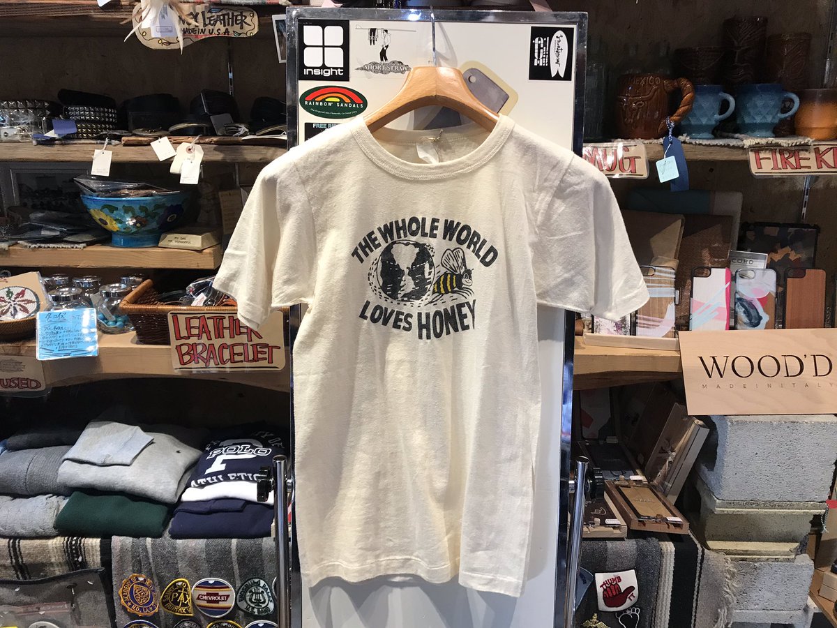 Outside Kawasaki Di Twitter Used Loves Honey Print Tee Shirts Size S Price 3800 Tax Loveshoney ラブズハニー ハニー Honey Tシャツ 夏 アウトドア ファッション お洒落 春コーデ アメカジ 川崎駅 川崎駅東口 服屋 ウェアハウス 道挟んで向かい