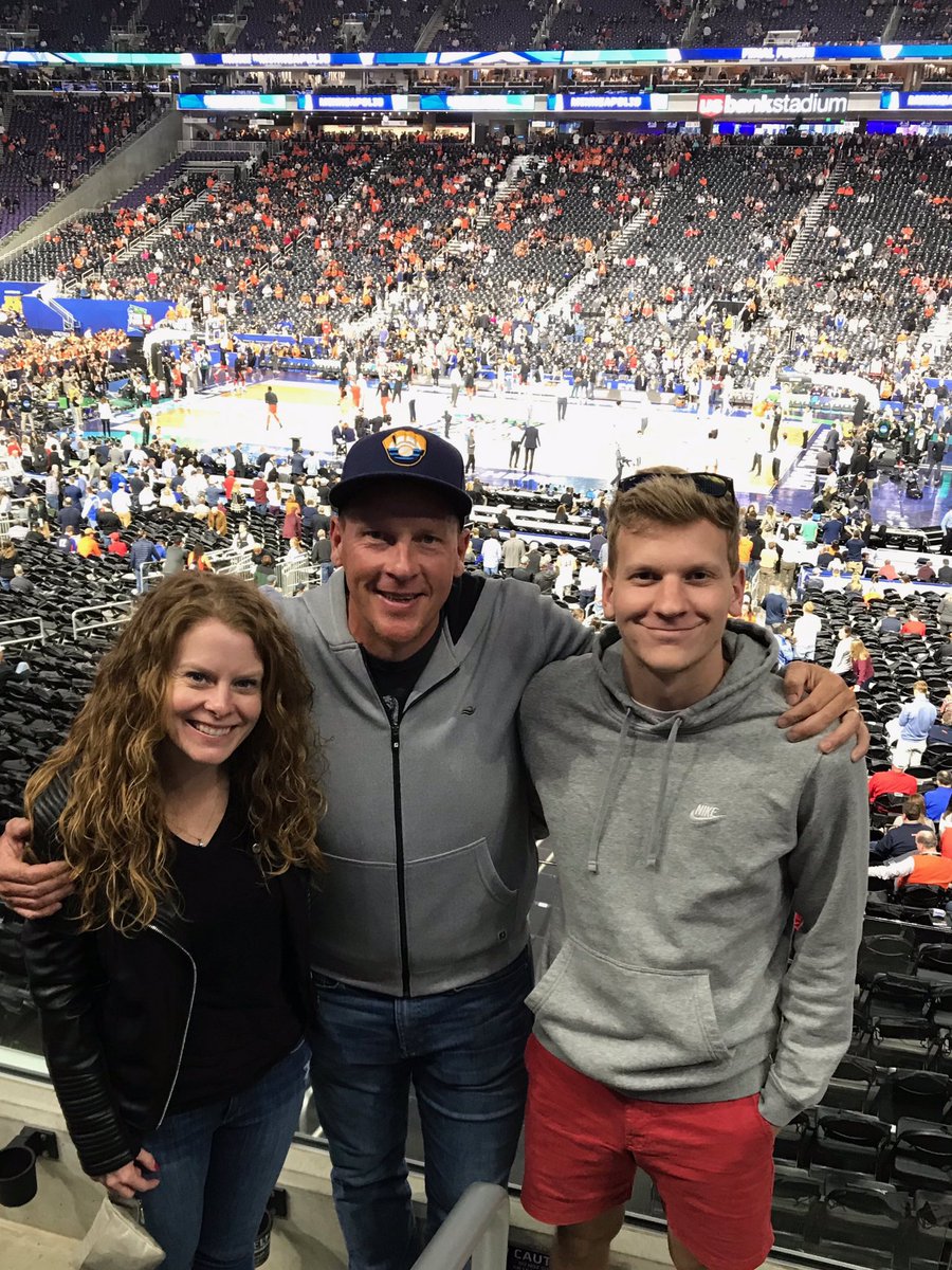 It’s been a great weekend at the #FinalFour. While no #kstatembb pulling for the #Big12. #GunsUp #TexasTechMBB