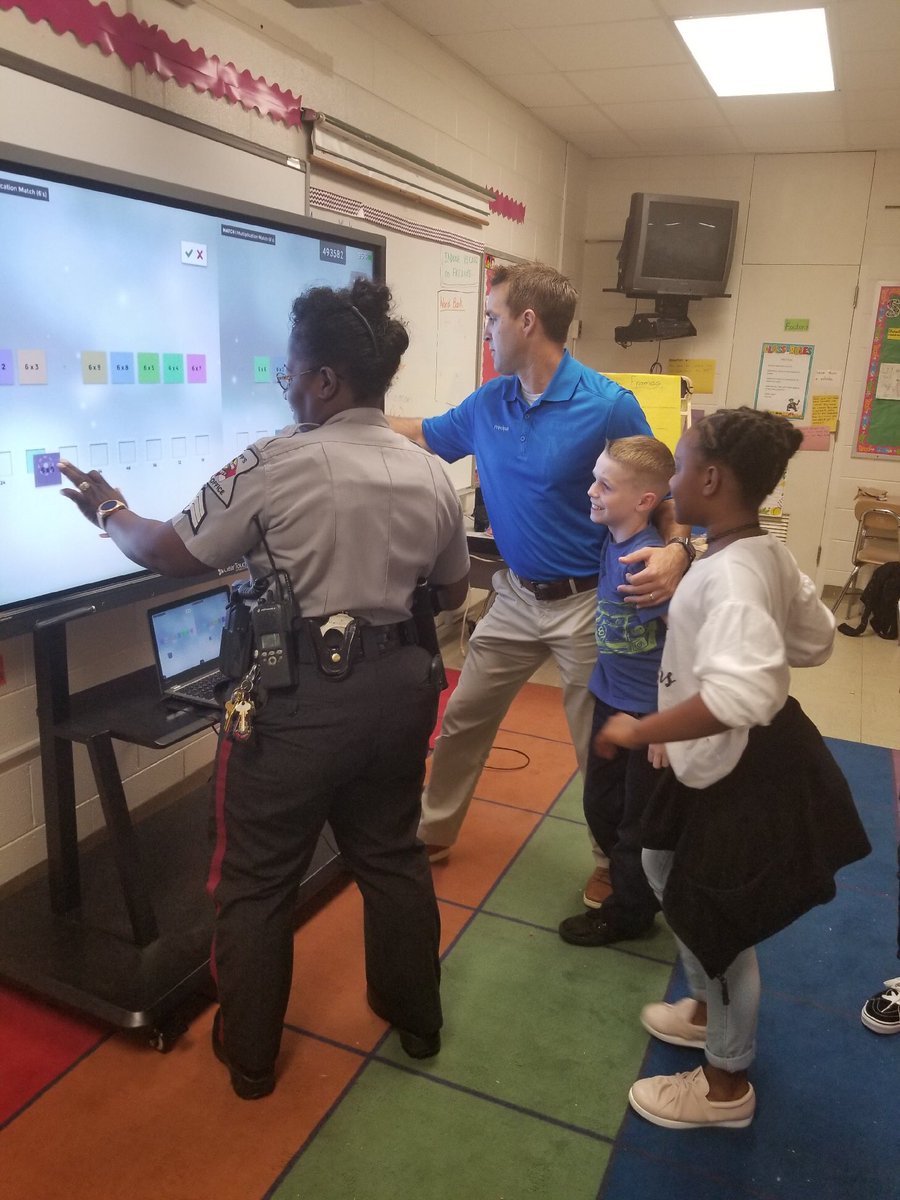 TheChadMcLamb's tweet image. Important to model that the police are here to protect and serve! @MorgantonRoadES By the way, Sergeant got beat down today!!!!!