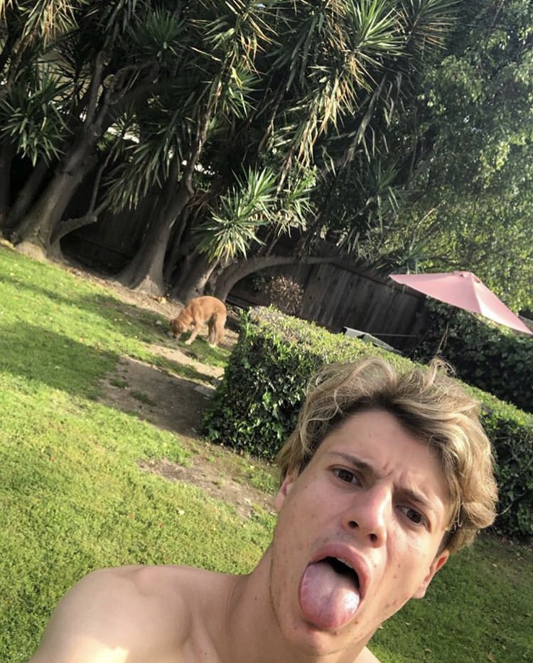 24hjace's tweet photo. You make me happy dude 💘 https://t.co/58HqoBkJrw