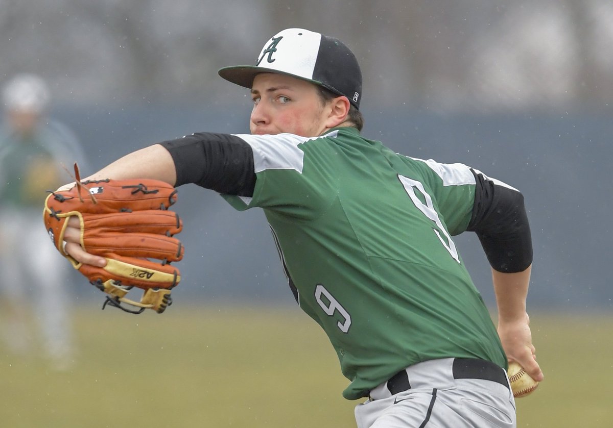 .<a href="/AtownVBaseball/">Atholton Baseball</a> handed <a href="/MTH_Athletics/">Mt. Hebron Athletics</a> its first loss, a 4-0 shutout on Monday, thanks to a dominating pitching performance from <a href="/BenjiThalheimer/">Benji Thalheimer</a>. RECAP: bit.ly/2UKve2z