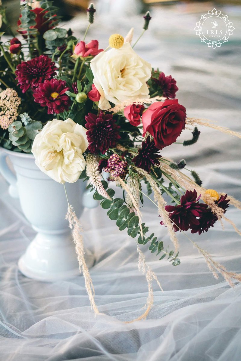 IRIS Eventos Diseño floral conócenos!