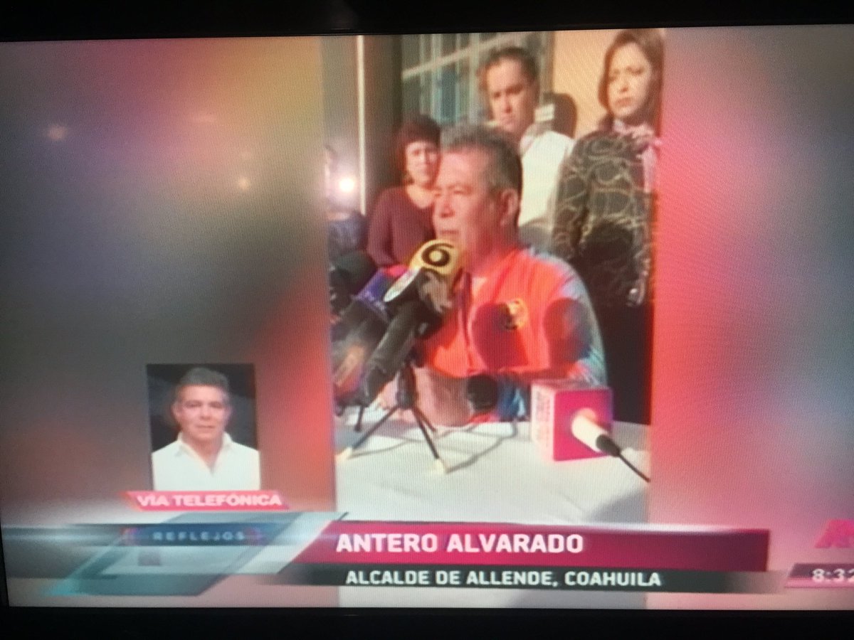 ReflejosRCG's tweet photo. Entrevista con el alcalde de #Allende, #Coahuila Antero Alvarado quien está en huega de hambre porque la Federación les dejó fuera de la franja fronteriza y los beneficios de ello para sus habitantes https://t.co/wghyrl2DV7