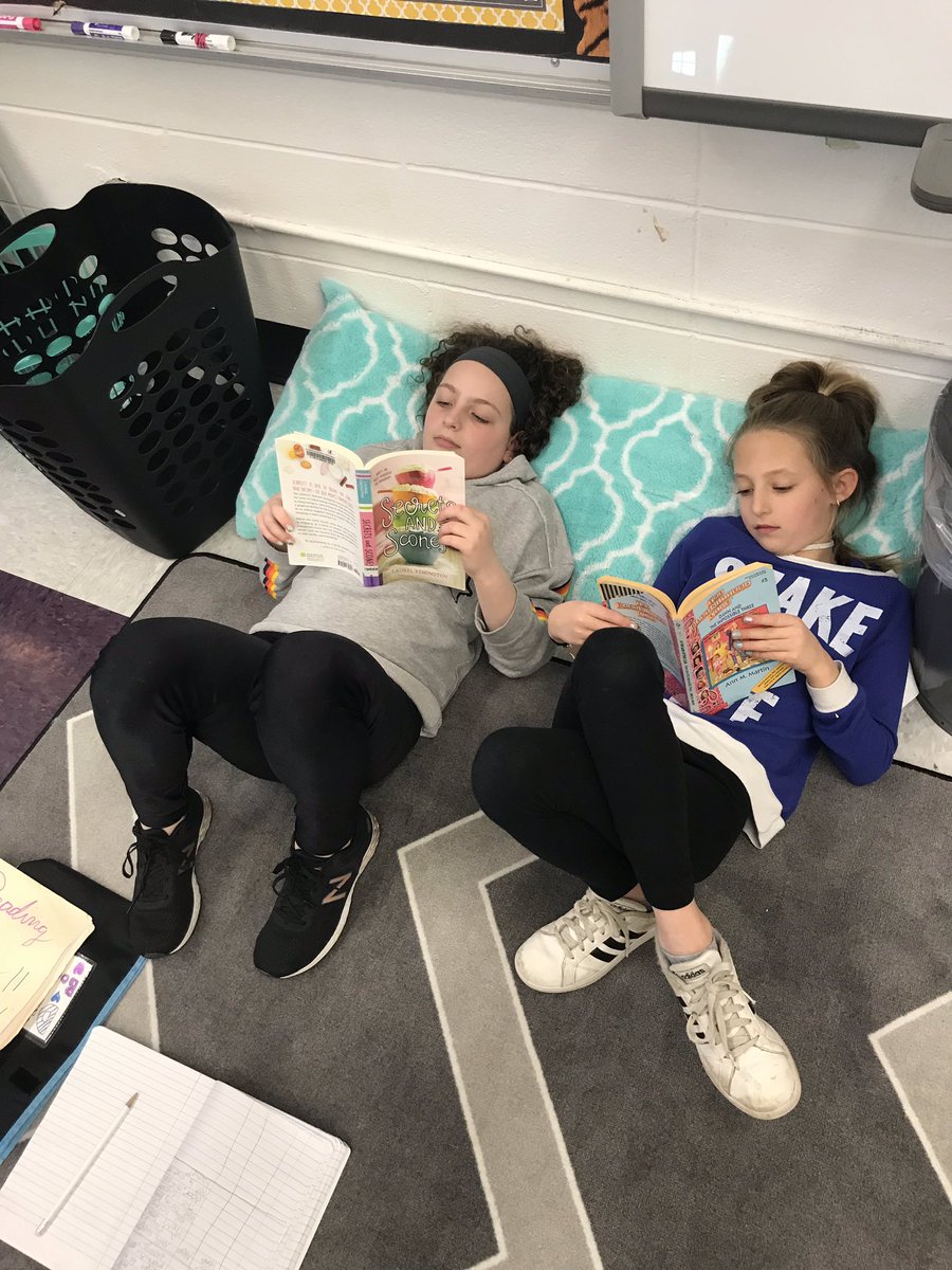 tmarconePOB's tweet photo. Always WILD about reading in room 38 🦓 📚 🐅 #choice #freespace #highengagement #flexibility #focus @POBSchools @ParkwayPOB @Sezgregnyc @mrsclampittPOB https://t.co/rek3hMnAbu