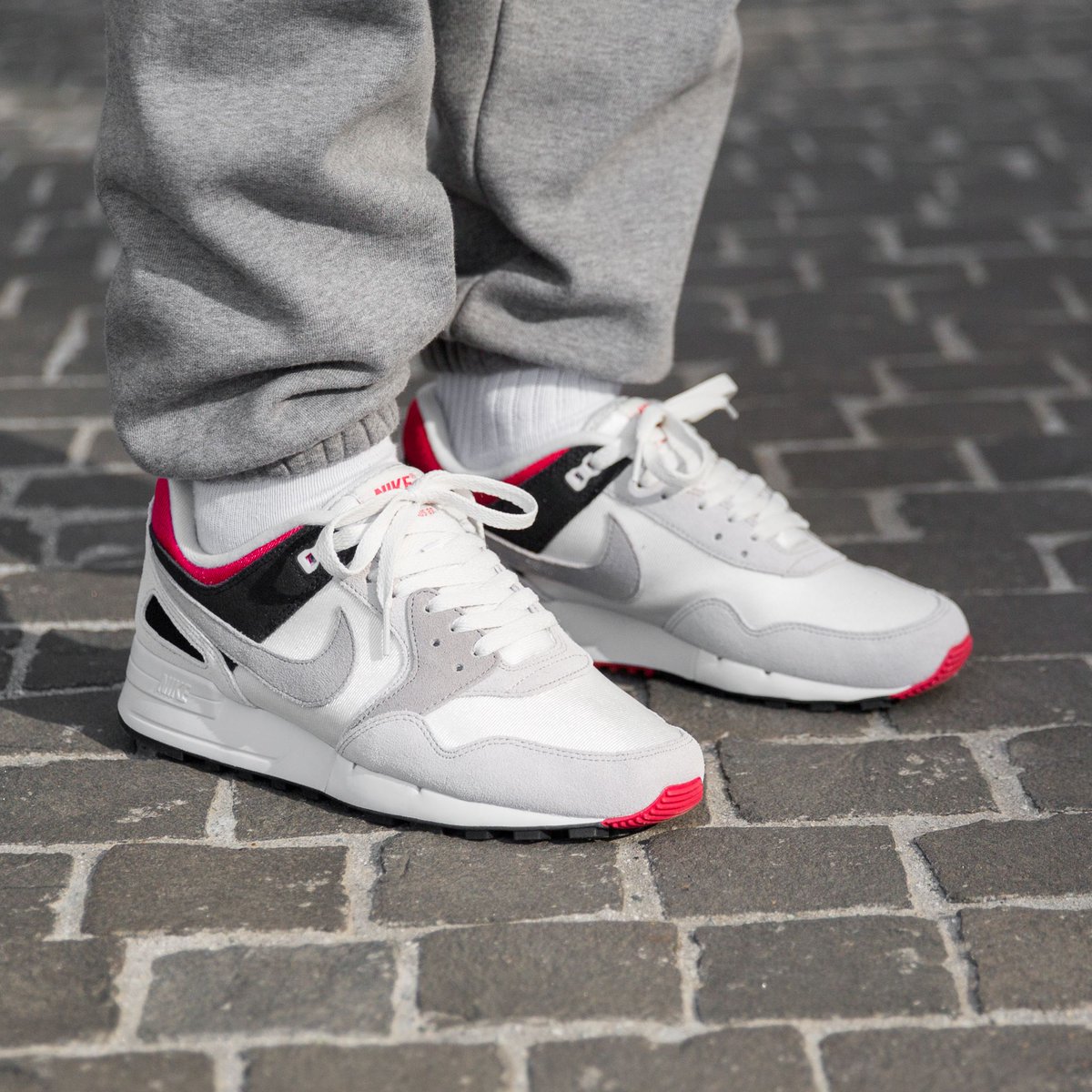 nike air pegasus 89 red
