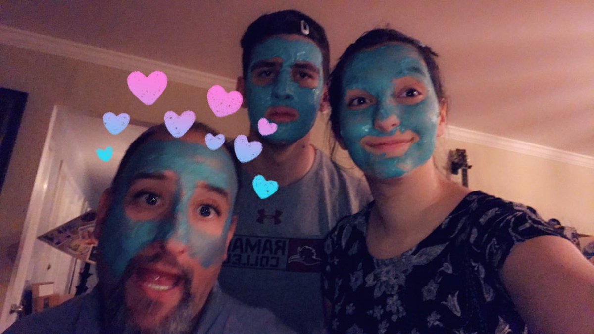 superthumb tweet media