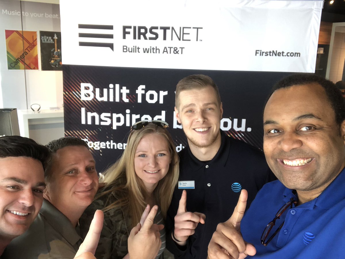 coachtdjones3's tweet photo. Two more great initial store visits today with two of our most recently  promoted  RSMs in #Arkansas - Sascha and Mike “Red Beard” Bryant and Teams are locked and loaded for success!!! Proud of you guys! 

@DanielT_919 @jt8551_taylor @cbritt1031 

@KAMOkonnects #Hunting4Number1 https://t.co/H2dwQHiVY4