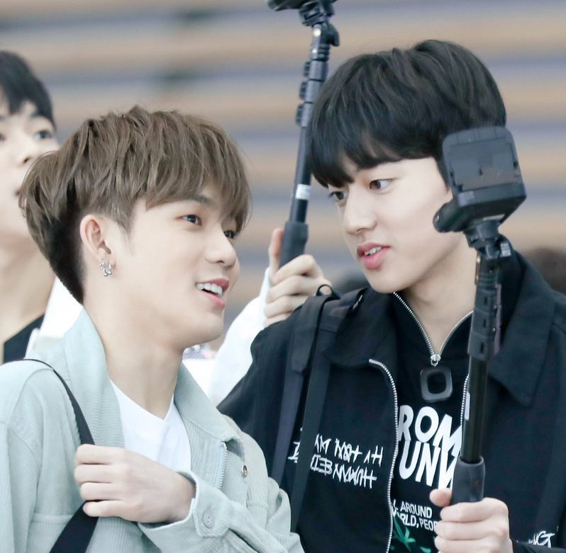 Uriharu_'s tweet photo. There is no treasure if there is no haruto and hyunsuk!!!

Ayo semuanya peluk ruto sama ucuk😭😭

#AlwaysWithHyunsuk #SKIESforHyunsuk #AlwaysWithHaruto https://t.co/eGYuZvqaFs