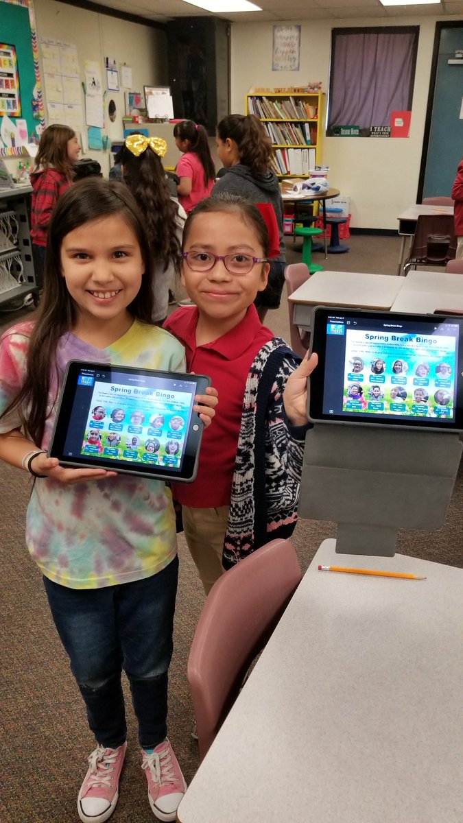 mrscwilhite's tweet photo. I missed these smiling faces!! They loved your Keynote @bspangler2017. I #appreciate that we can still #collaborate even if we're miles apart. https://t.co/eEtrXhFRPl