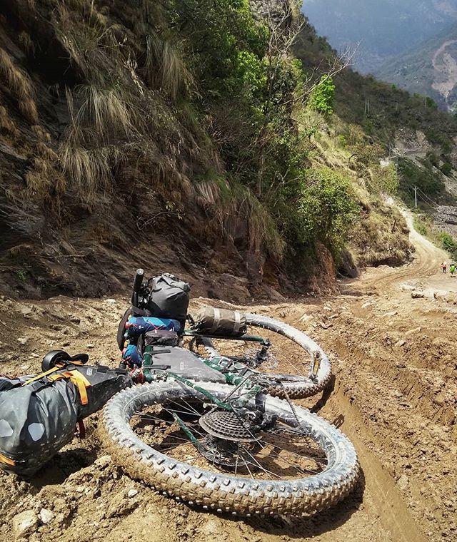 Munchingonsaddl's tweet photo. They said Ride Annapurna circuit , It will be FUN 😅🤔! #bikepacking #marinbikes #madeforfun #annapurnacircuit #nepal #ortlieb #marinpinemountain https://t.co/0cvpSjv2Fz https://t.co/2EMqwycsCK