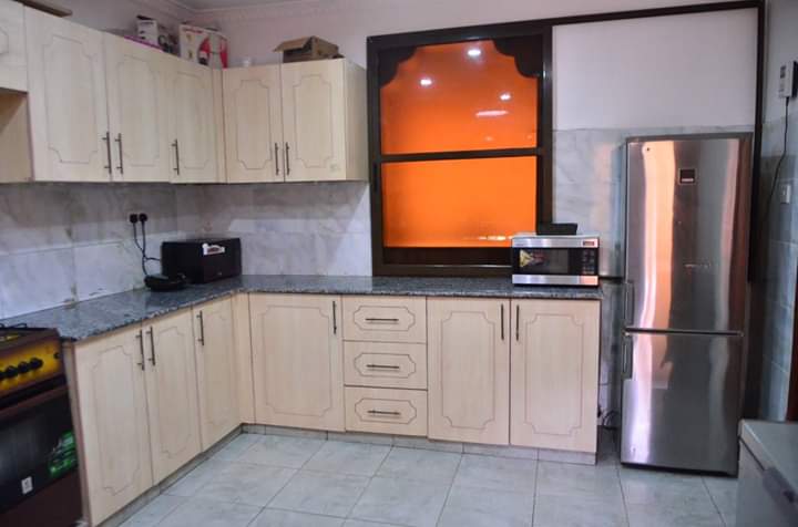collinsocola's tweet photo. Nemadek Royal Park is a eight bedroom all ensuite guest house based in Nairobi Langata next to major tourist attraction the park is a walking distance,giraffe center and the famous carnivore.Ideal for individuals who want private rooms in a serene quiet place.#NemadokRoyalPark https://t.co/RUEPklm1zq