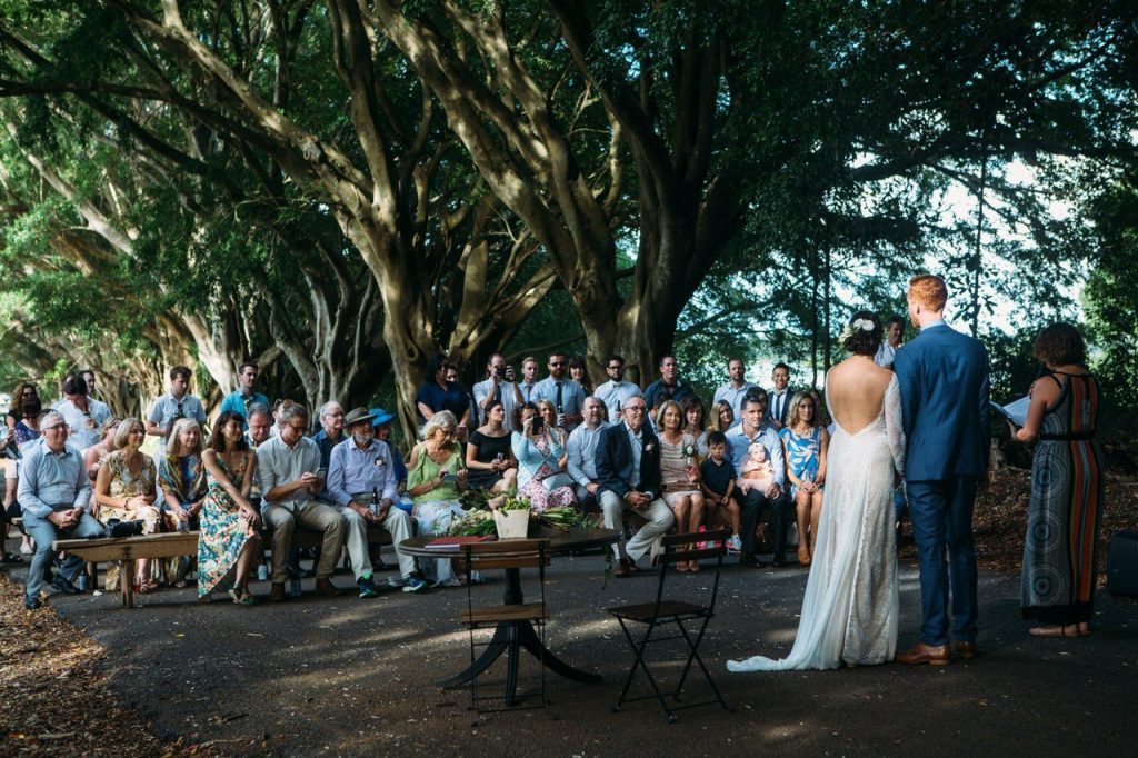 RoxyHot10's tweet photo. Insider Tips from a Wedding Photographer https://t.co/FPcG7CY9w8 https://t.co/8AqpuZwNcI