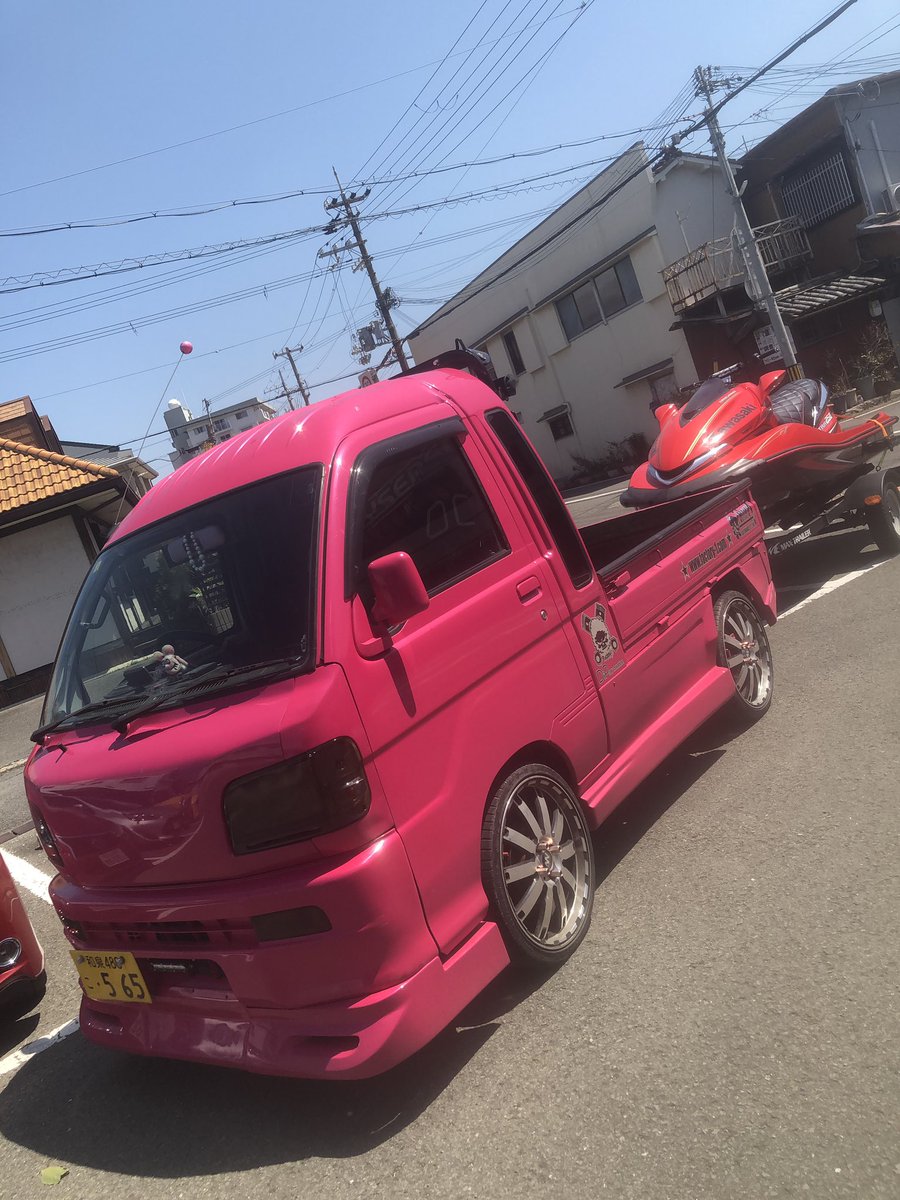 plus_american's tweet photo. 本日のお仕事は定期検査の持ち込み！！
#ジェットスキー
#水上オートバイ
#マリンジェット
#ファクトリー1  
#factory-1
#ツーリング
#花見
#関西
#大阪湾
#カワサキ
#ヤマハ
#SedDoo
#海好き https://t.co/1I2budhcI9