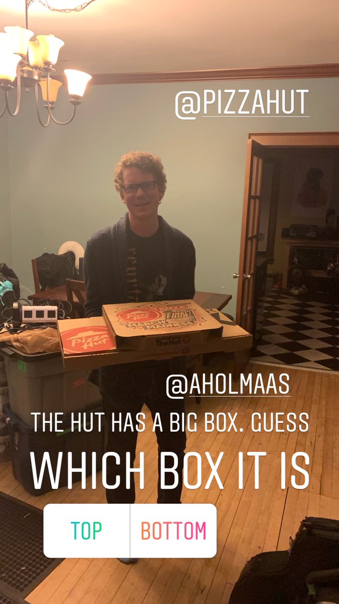 doubleasterisk's tweet photo. .@pizzahut for #TTvsVA https://t.co/DGP5QJvl42