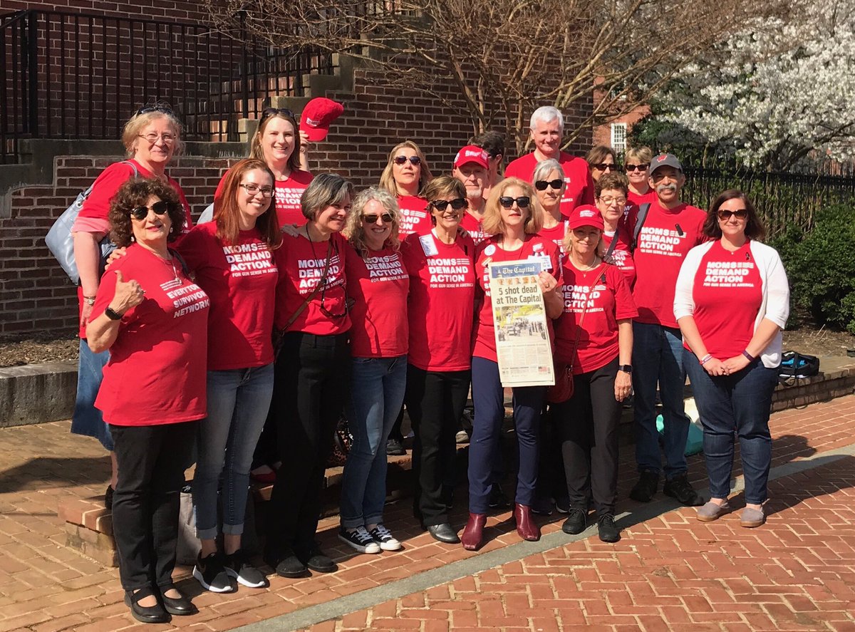 dsyreetav's tweet photo. Hey #MDGA19 u r running out of time not to piss off a whole lot of Moms! It’s utterly unconscionable to not pass a bill to close the long gun loophole after the attack on press right here in Annapolis. If you think we’re persistent now, just try making us mad. ⁦@MomsDemand⁩ https://t.co/1DWPQqGttB