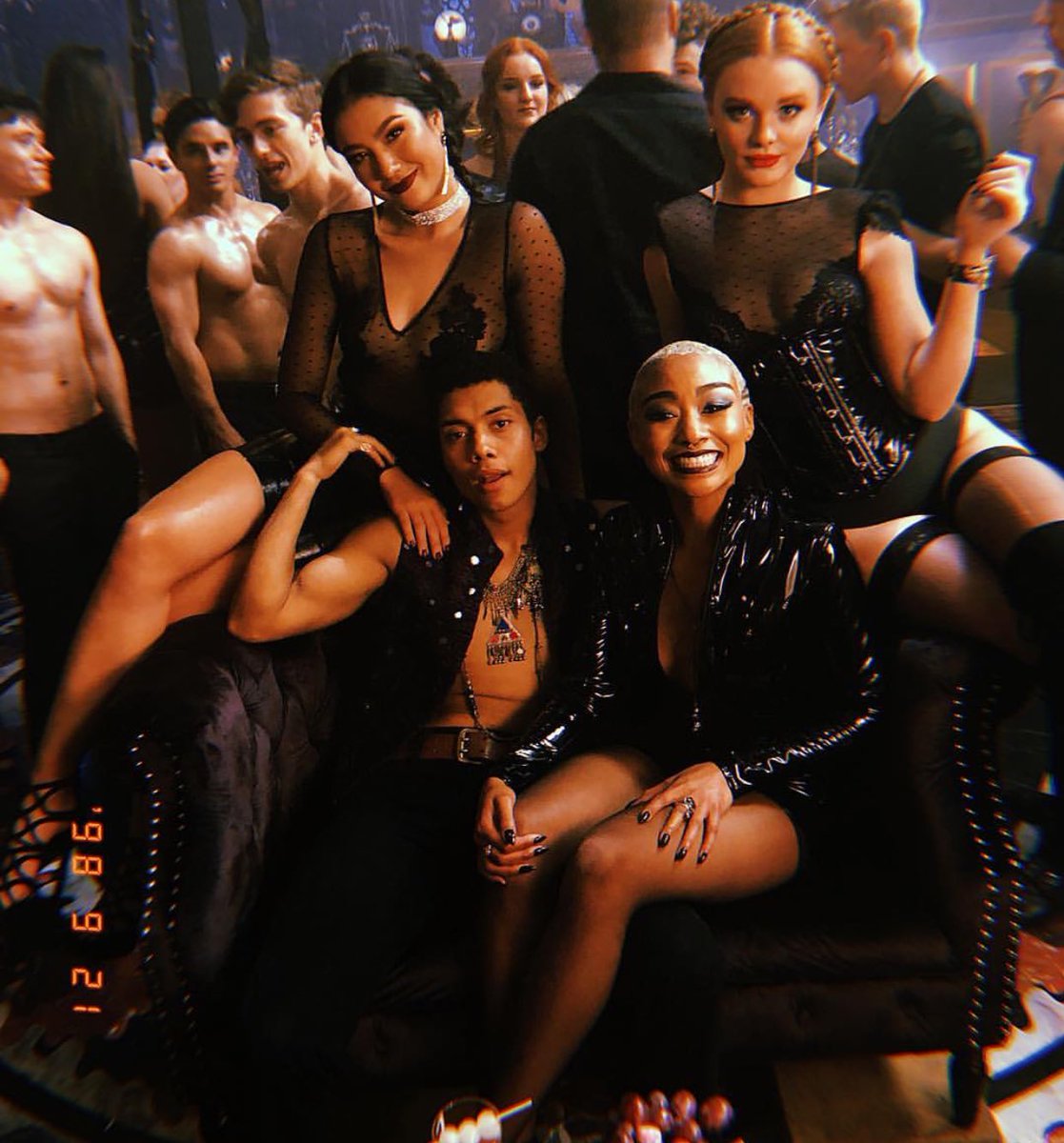 Hanging out with the three sisters!