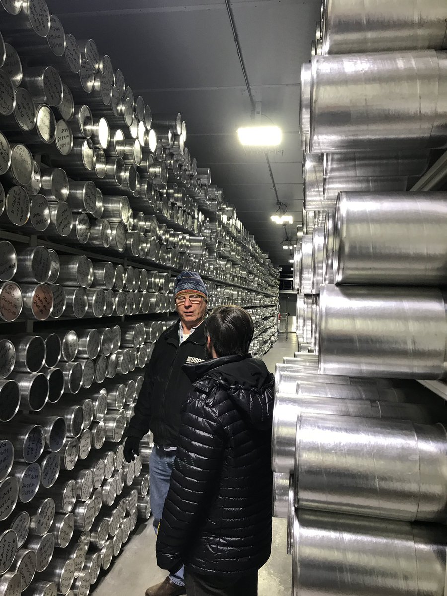 MinesGlaciology's tweet image. Took a short field trip down the street this afternoon to visit @NSF_ICF and see a *lot* of ice. That dark layer is a 20,000+ year old volcanic eruption recorded in the West Antarctic Ice Sheet Divide #icecore 😳 #waisthings #coldthings