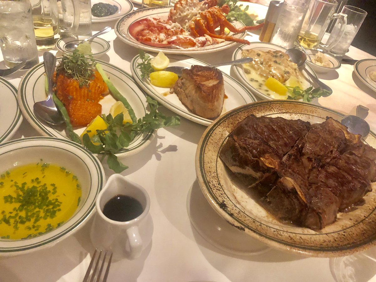 yunchu0926's tweet photo. 美味しいもの食べすぎてる😋💗
絶対太って日本帰る自信あります~ https://t.co/E47mZgIdxK