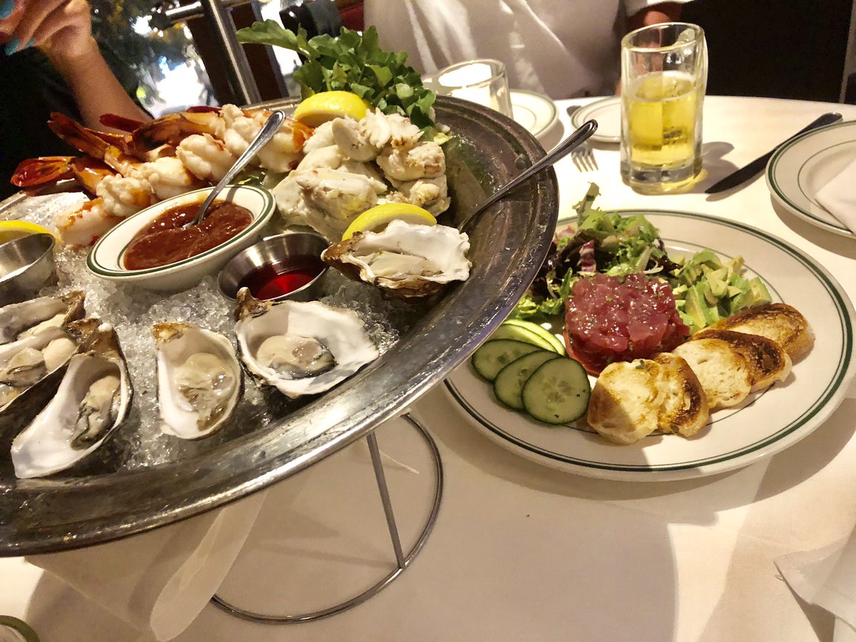 yunchu0926's tweet photo. 美味しいもの食べすぎてる😋💗
絶対太って日本帰る自信あります~ https://t.co/E47mZgIdxK