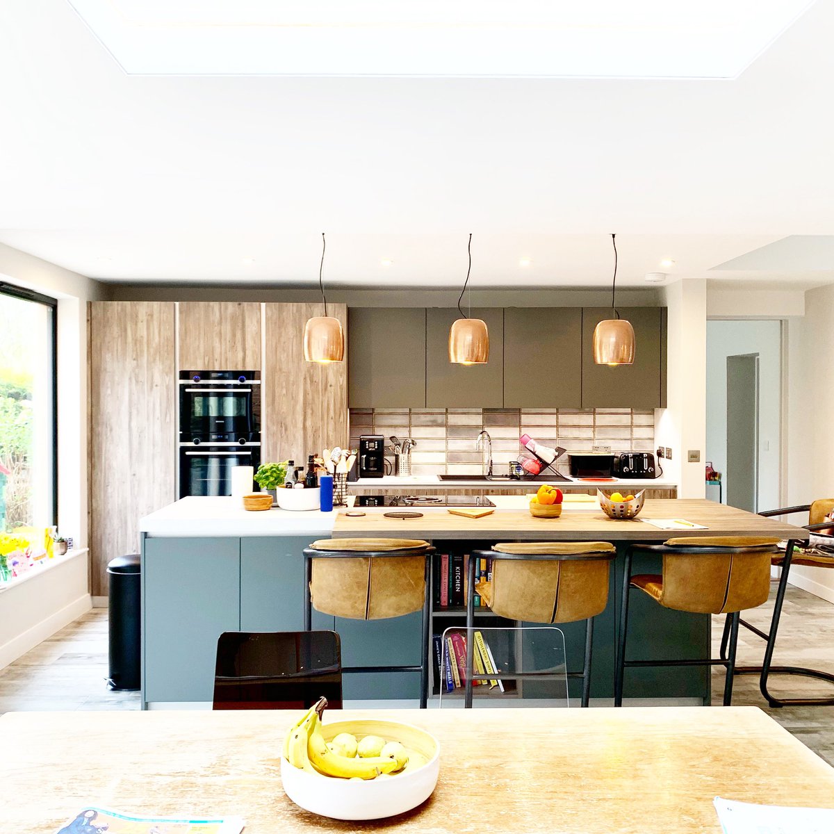 TerryHuggett's tweet photo. Lots of natural light flooding this new build extension designed by @PTArchitecture #architecture #teamwork #construction #terryhuggettdevelopments @ptapractice @TerryHuggett https://t.co/rJbml2CJAE