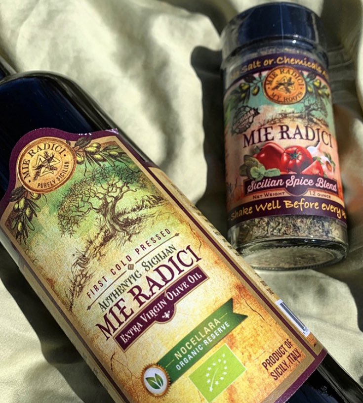 🚨GIVEAWAY🚨 We are giving away a bottle of authentic extra virgin olive oil from Sicily and a Sicilian Spice Blend.  For a chance to win you must 1.)follow us on Facebook and/or Instagram at <a href="/MieRadici/">Mie Radici</a>. 2.) Like this post and 3.) tag a friend.  #OliveOil #balsamic #giveaway