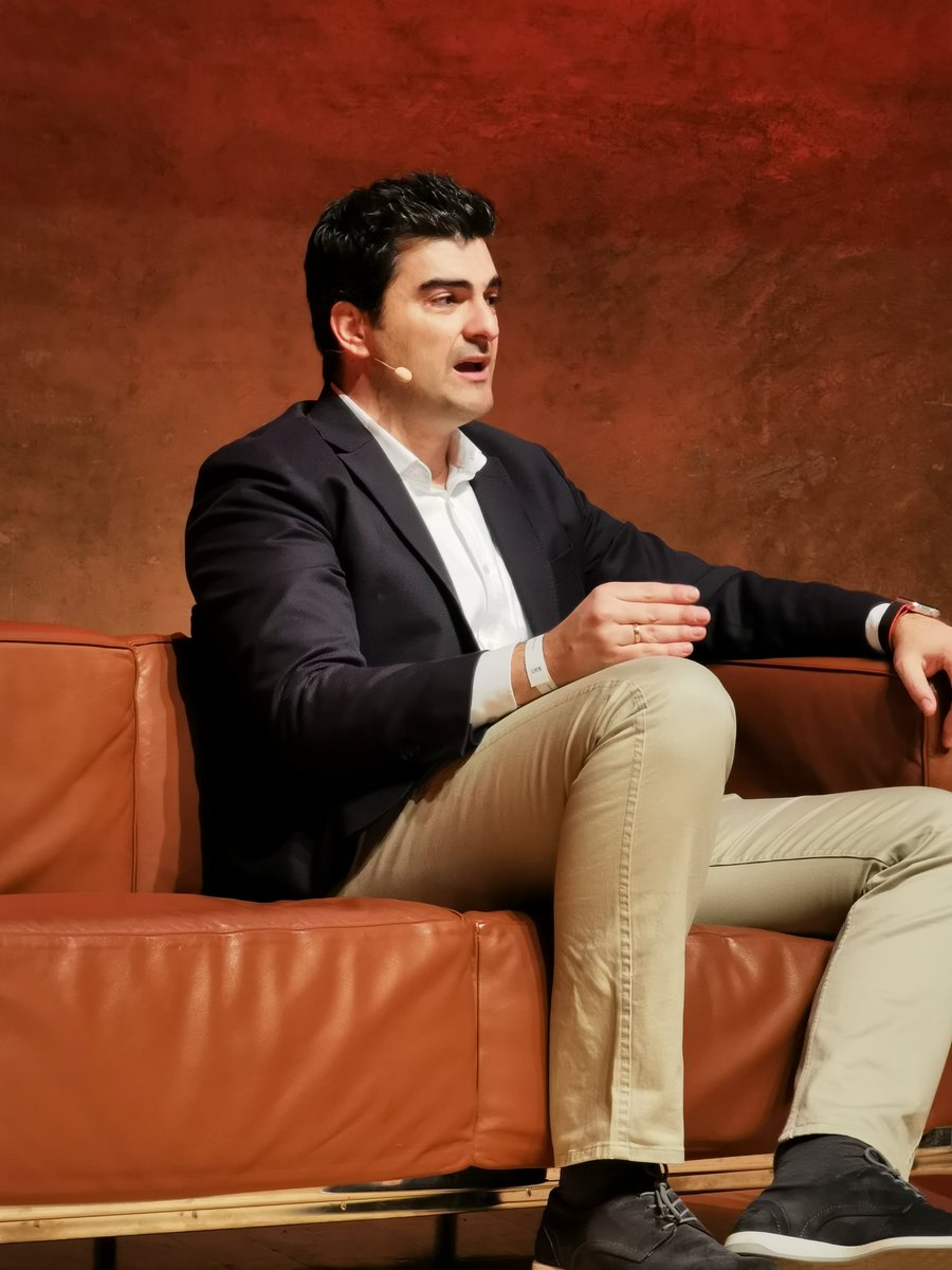 Jorge Herrero de <a href="/ebay/">eBay</a> en #SGBCN @StartupGrindBCN : "no luchamos sólo por el comercio electrónico, jugamos en el mercado del comercio global. No hay mobile commerce ni e-commerce, solo hay commerce"