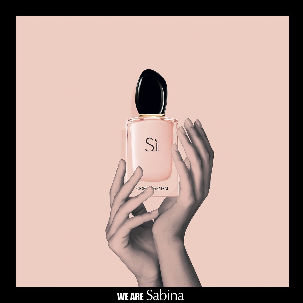 Estamos totalmente convencidos de que el rosa nude del frasco Sì Fiori, la nueva fragancia de Giorgio Armani, no será lo único que te enamore, ¿aún no la has probado? 

#WeAreSabina #ArmaniBeauty #SaySi #PerfumesMujer #BeautyLovers #Nude #Fashion