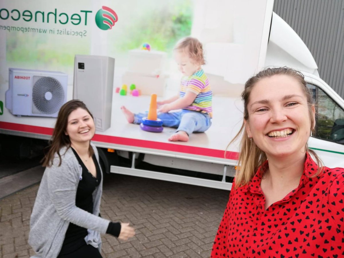 Technecobv's tweet image. 🐣Tag &amp;amp; Win
Dagelijks rijden wij het hele land door om Nederland aardgasloos te maken.
Zie jij een Techneco auto/bus, plaats dan een foto op facebook of twitter &amp;amp; tag ons. Dan sturen wij je overheerlijke paaseitjes toe*! 
#Techneco #aardgasloos #tagwin #Elgahybride #warmtepomp