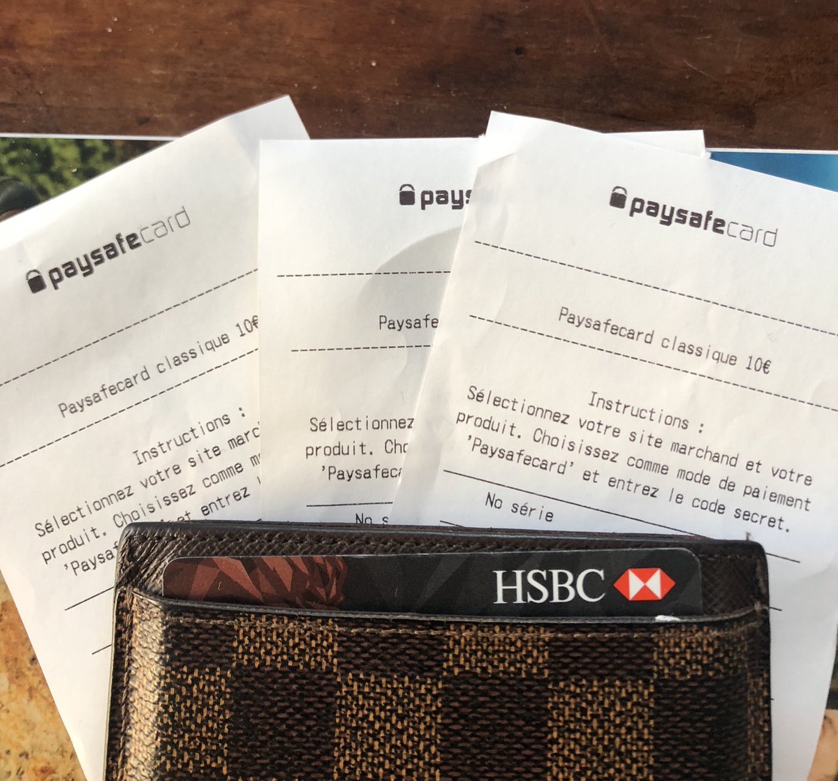 SafeTips4's tweet image. Les amis, une premiere paysafecard de 10€ est à gagner ! 

RT/❤️ et vous serez surement tiré au sort avant 13h !

#TeamParieur #Tipster #Betting #Parissportifs