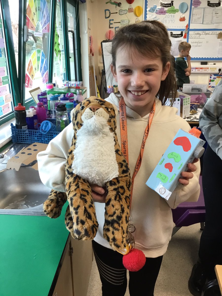 stafford_leys's tweet image. Inventors of Class 16! #developingaloveoflearning #denzelthedolphin #class16