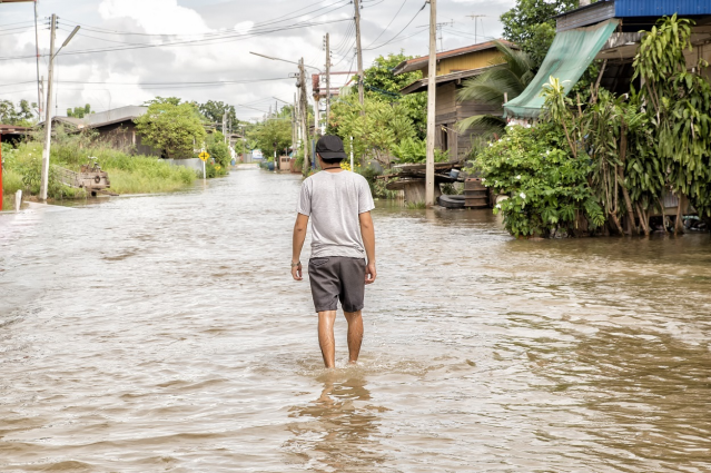 Steve_Budge's tweet photo. #BREAKING: Here it is! @Mercer releases latest climate scenario model to help investors plan ahead. See how climate-related #financial risk may impact your portfolio: #Finance #ESG #Sustainability https://t.co/1C0adndMqE https://t.co/SmICwoG6uC