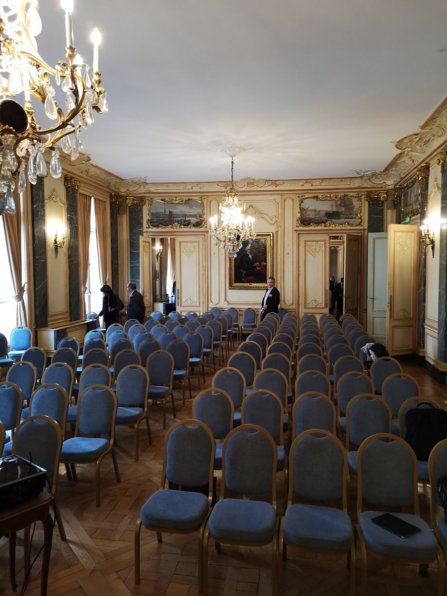 JeremyGenerali's tweet image. Rencontre courtage ce matin à Bordeaux, ma ville de ❤️. Au programme : stratégie du groupe @GENERALI et notamment concernant l'#ISR 🌍 merci pour l'organisation @generalifrance
#AssetManagers #responsable #Generali #Bordeaux #bourse