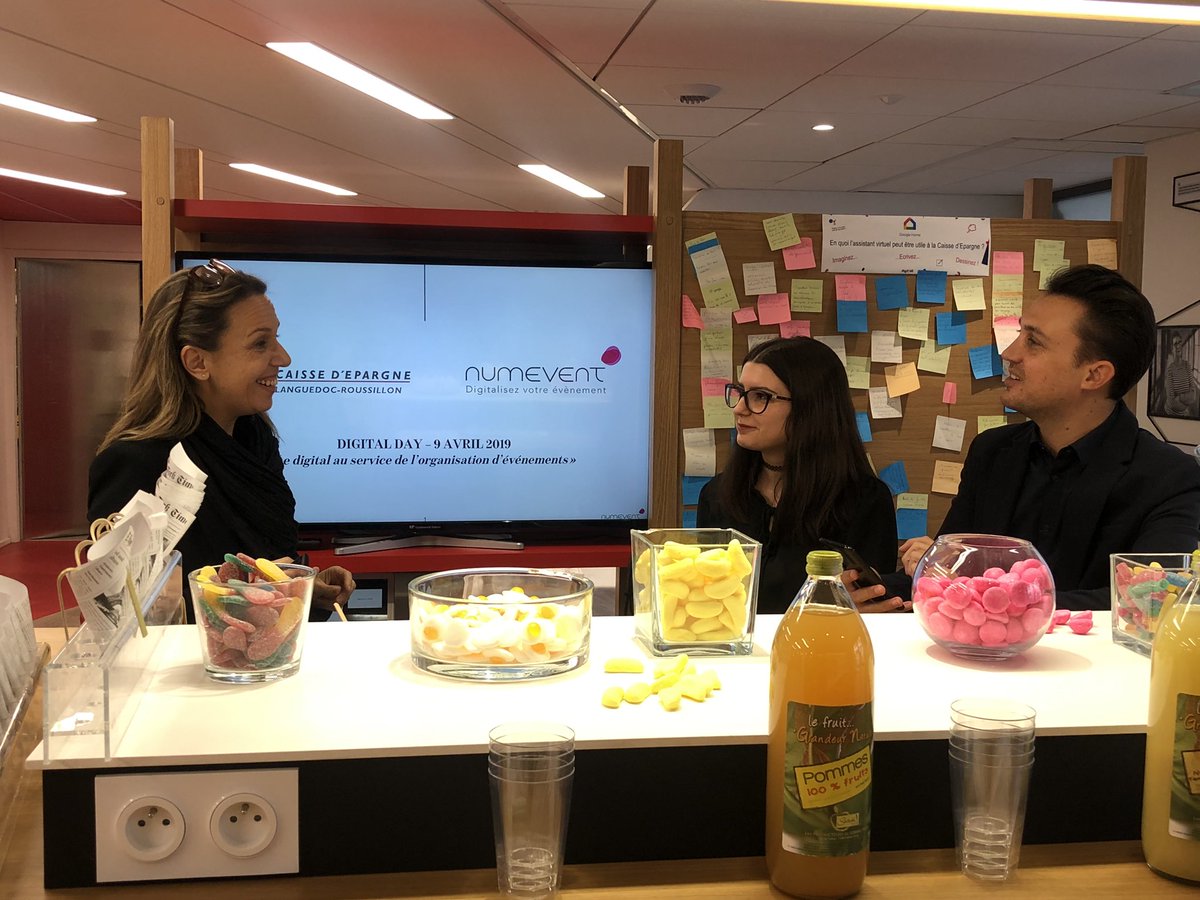 3eme #DigitalDay en <a href="/CaissepargneLR/">Caisse d'Epargne Languedoc-Roussillon</a> Quand des start-up labellisées #NeoBusiness expérimentent leurs solutions avec nos collaborateurs : l’usage au cœur du parcours client...et collaborateur ! #DigitalDay #TransfoNum #SymetrieDesAttentions  @PlusshFR, <a href="/NumeventApp/">Numevent</a> <a href="/EvalAndGO/">Evalandgo</a>