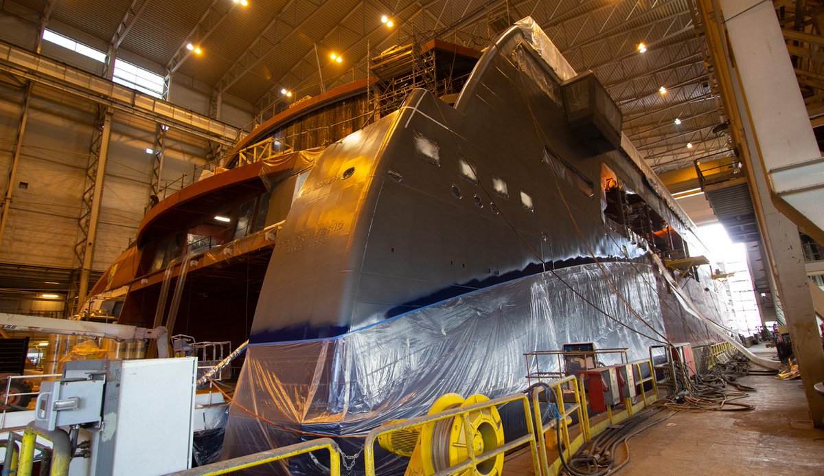 VesselFinder's tweet photo. Spotted: A Touch Of Colour For The 'Color Hybrid'
https://t.co/6L7NitZLn2 #Ulstein #ColorHybrid #painting #shipbuilding #UlsteinVerft https://t.co/lmZ3xtkqWD
