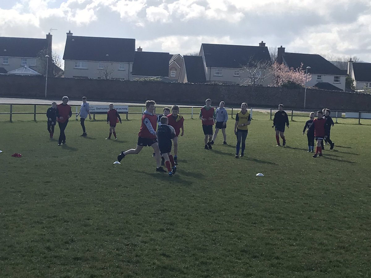 DunbarSOR's tweet photo. Day 2 starting with some #10pass #endball #touch games before moving into our Tag World Cup! #holidays #games #fun #sunsout #easter #eastlothian #dunbar https://t.co/6CexYL2hBD