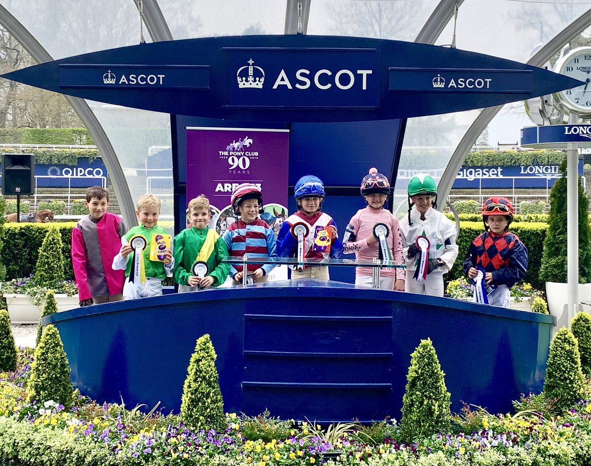 wickhamwicks's tweet photo. First pony race for Harry @Ascot finishing a good 3rd on dear Honey who enjoyed her change of job for the day! #childhooked #🐎😍 https://t.co/kLXaRDD24W