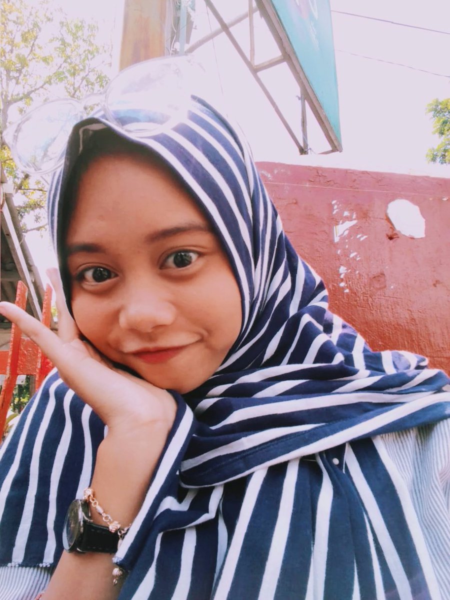 choirusha's tweet photo. Sehari tidak menghujat orang lain seperti ada yang kurang dalam hidup ini https://t.co/jt8FIUAS0N
