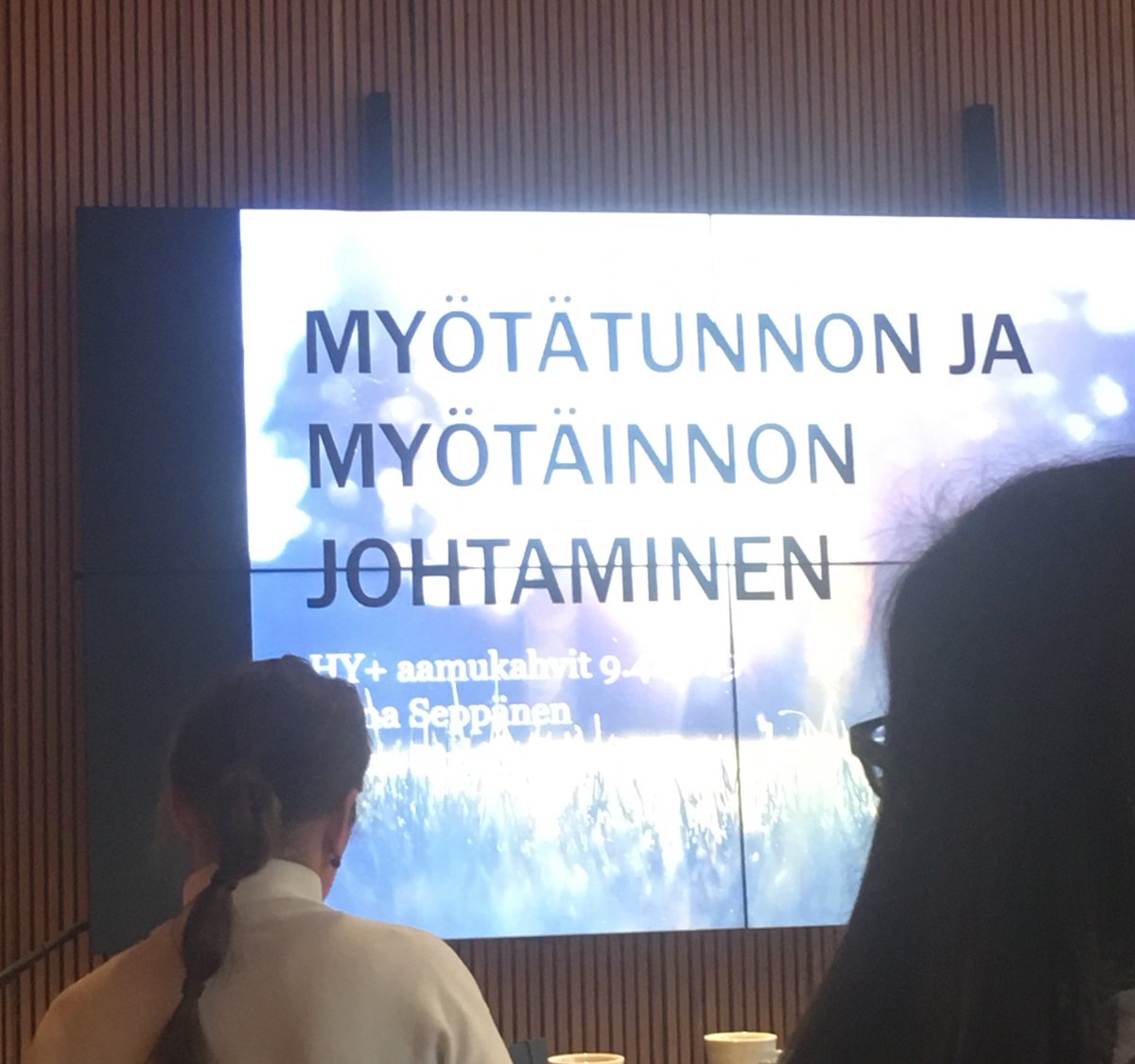 halonii's tweet photo. Erittäin tärkeää juuri nyt johtamisessa #myötätunto #myötäinto #hyplusaamu #copassion #hiljaisetsignaalit https://t.co/1mhKrwvO3j