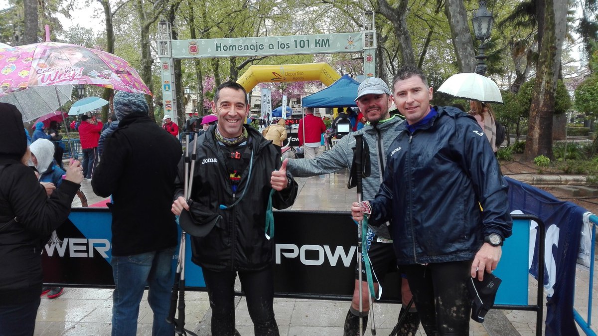 deportechiclana's tweet photo. El Club Deportivo Aligators participó el pasado fin de semana en la #Hole2019 Homenaje a La Legión, prueba de 46 km que completaron Francisco Javier Benítez, Miguel Borreguero, Abraham García y Javier Flores.
#chiclana #trail #running https://t.co/ydWeHl4U7E