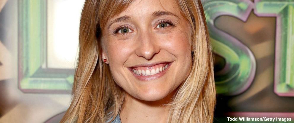 ABC's tweet photo. 'Smallville' actress Allison Mack pleads guilty in sex-trafficking case. https://t.co/s9UUQ265Wa https://t.co/pvKu0OYU4j