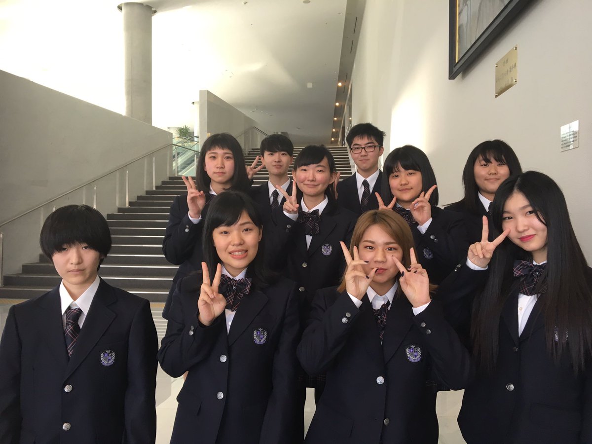 新品✨入学式制服✨ 本日は入学式でした🌸高等課程のみんなはピカピカの制服に身を包み元気