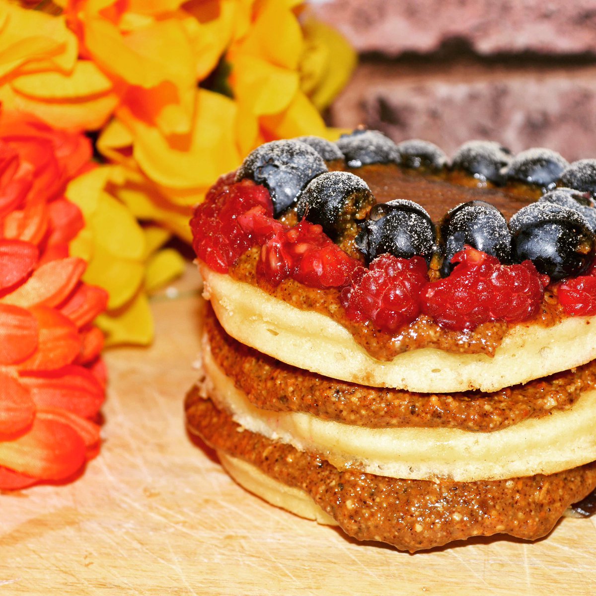 In a pancakey kinda place today! Smothered with our dry roasted hazelnut butter, naturally. Nuturally?!