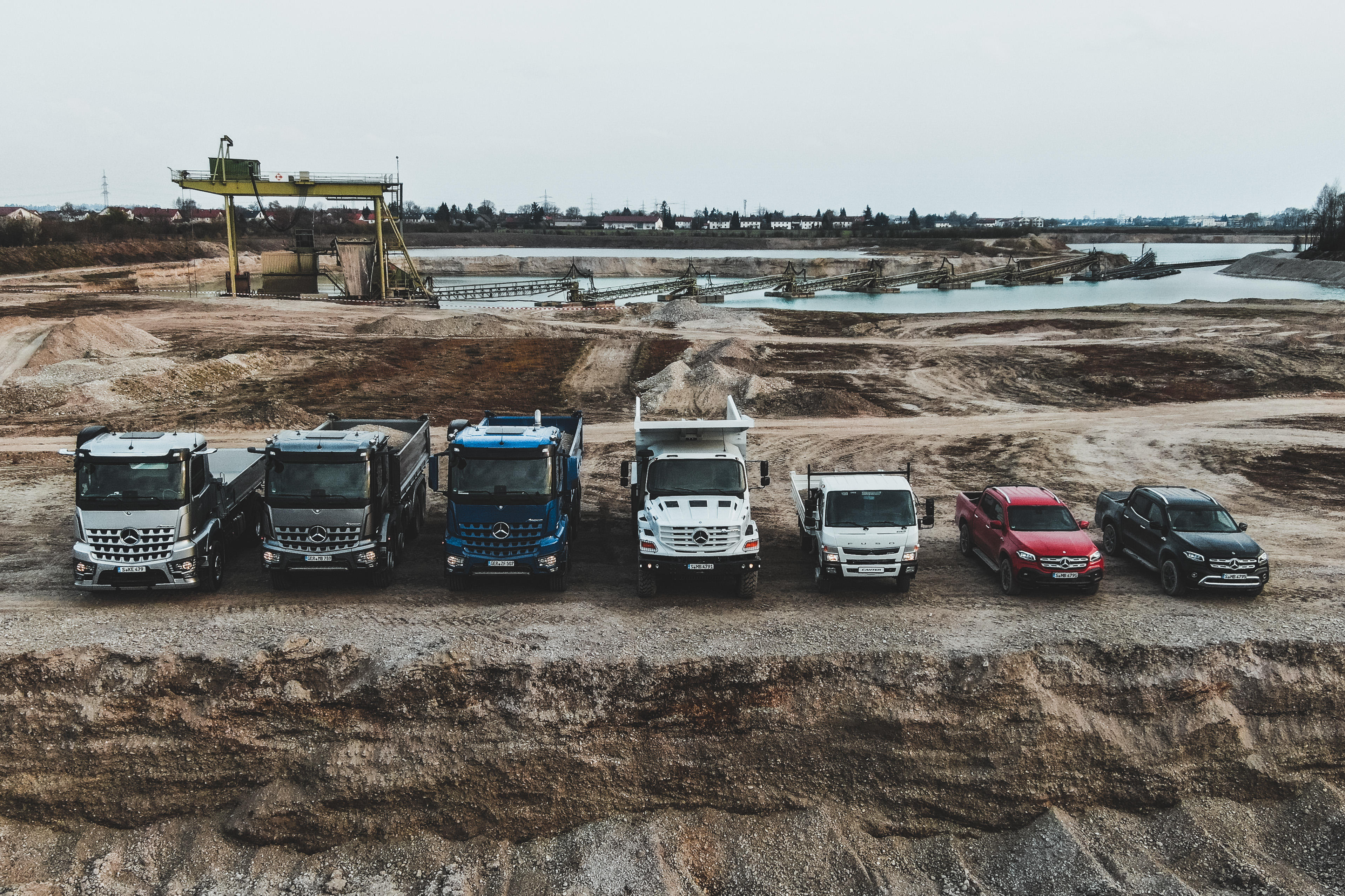 Mercedes-Benz Trucks Twitter: "The biggest @baumaOfficial ever is starting We'll be showcasing Mercedes-Benz &amp; FUSO trucks across 2700 m² 😮 Already there? Visit the MBT exhibition stand in Hall