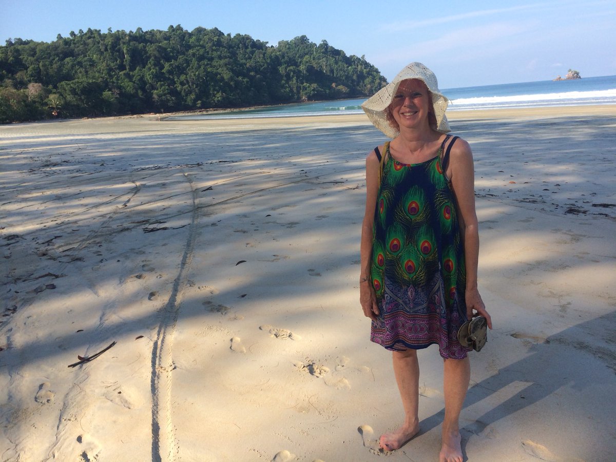 notsadlerswells's tweet image. Taking time off from #ModPo and #FutureLearn stuff and chilling …