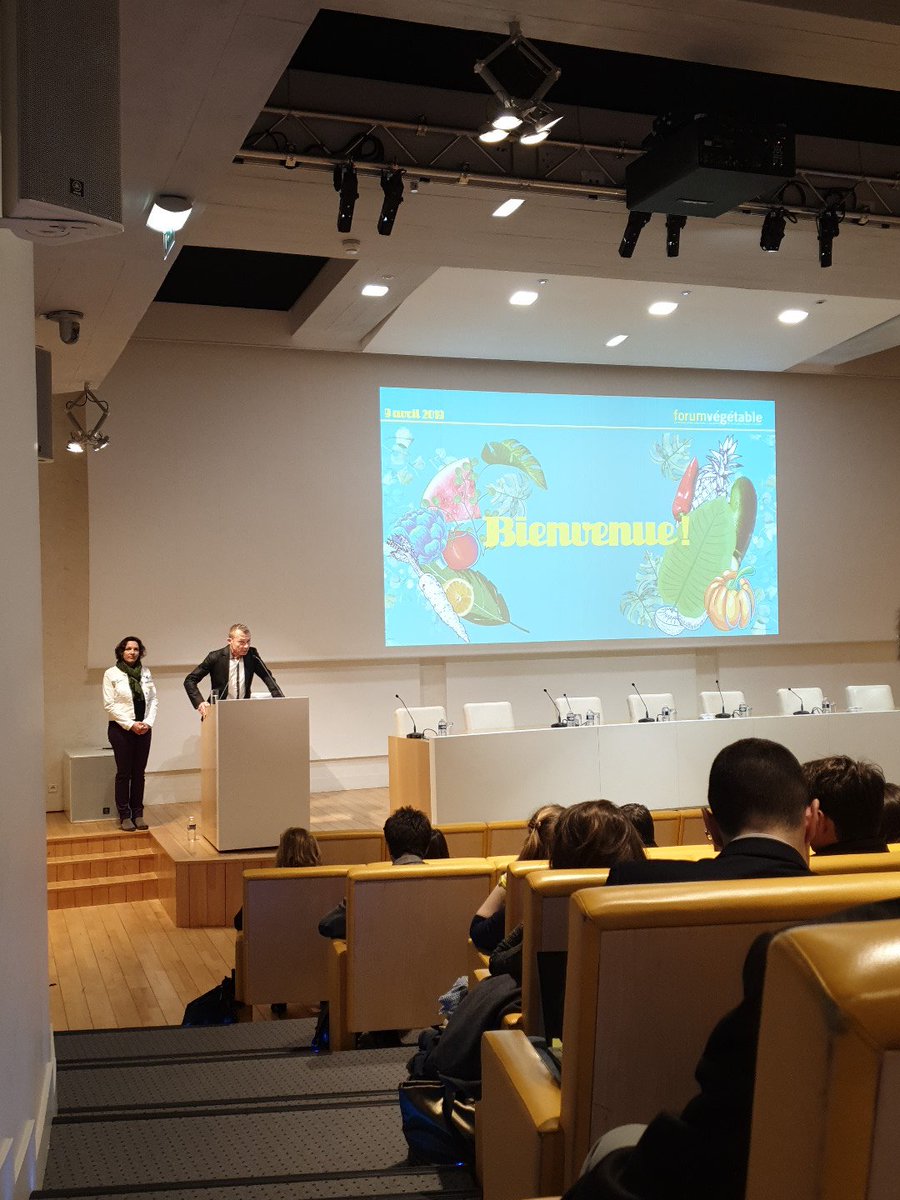 StephanieMoyou's tweet photo. #forumvegetable c'est maintenant: "La BIO est-elle la réponse?" #vegetable #bio #agriculture #alimentation https://t.co/zXqdg9JQ2I