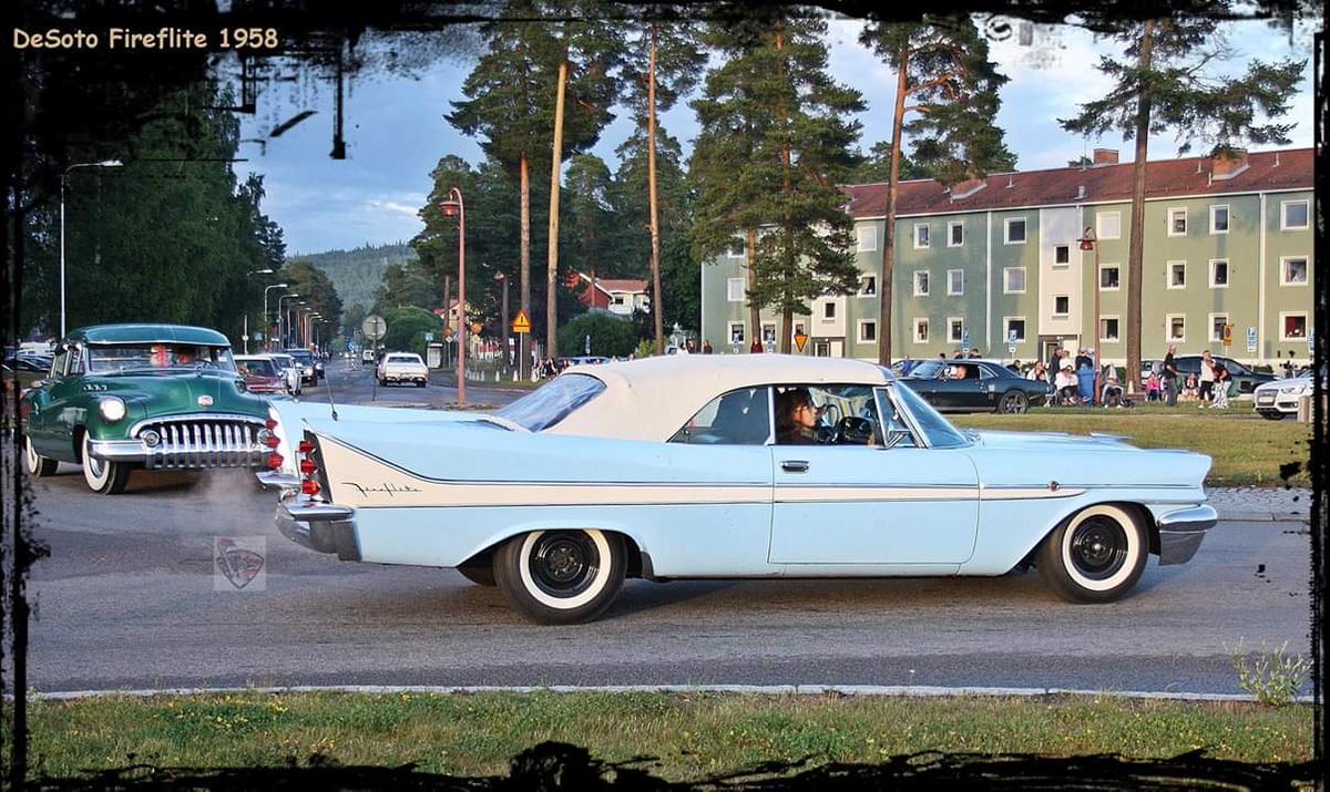 mizzi_rizzi's tweet photo. DeSoto Fireflite 1958

Classic Car Week i Rättvik, Sweden, 2017.
©MizziRizzi 

#DeSotoFireflite 
#DeSotoFireflite1958
#MizziRizzi https://t.co/F00POUTl0P